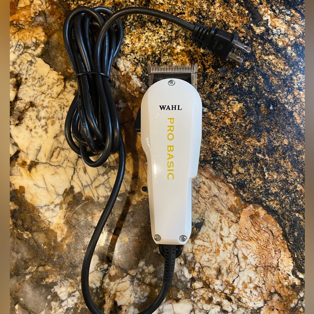 Wahl Professional Pro Basic Clipper Only New without Box